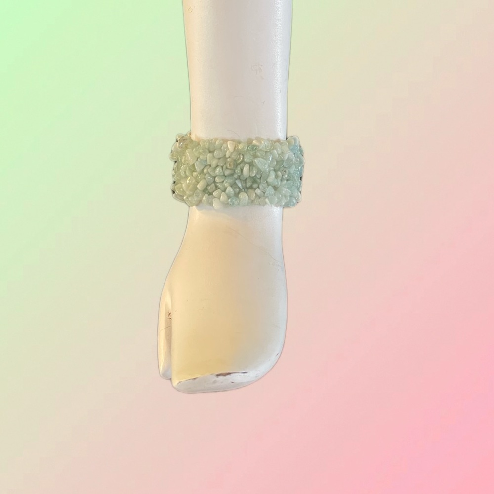 Natural Aquamarine Stretch Gemstone Nugget Cuff | Crystal Healing Jewelry 🧘‍♀️ - Picture 3 of 8